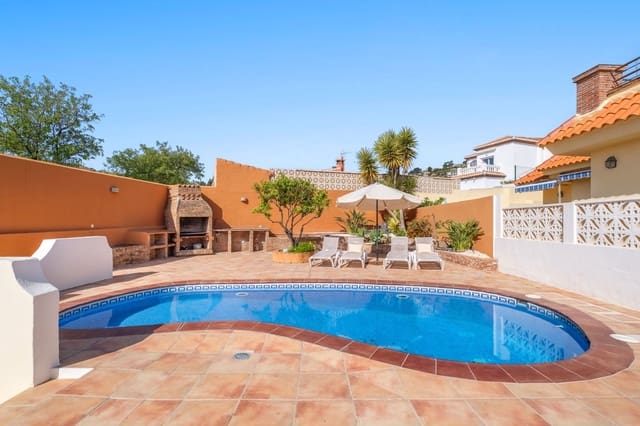 3 sovrum Villa till salu i Almuñécar med pool - 570 000 € (Ref: 9449779)