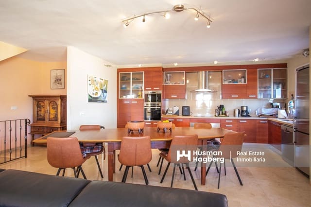 3 slaapkamer Villa te koop in Urbanización Santa Rosa, Torrox met zwembad - € 489.000 (Ref: 9459744)