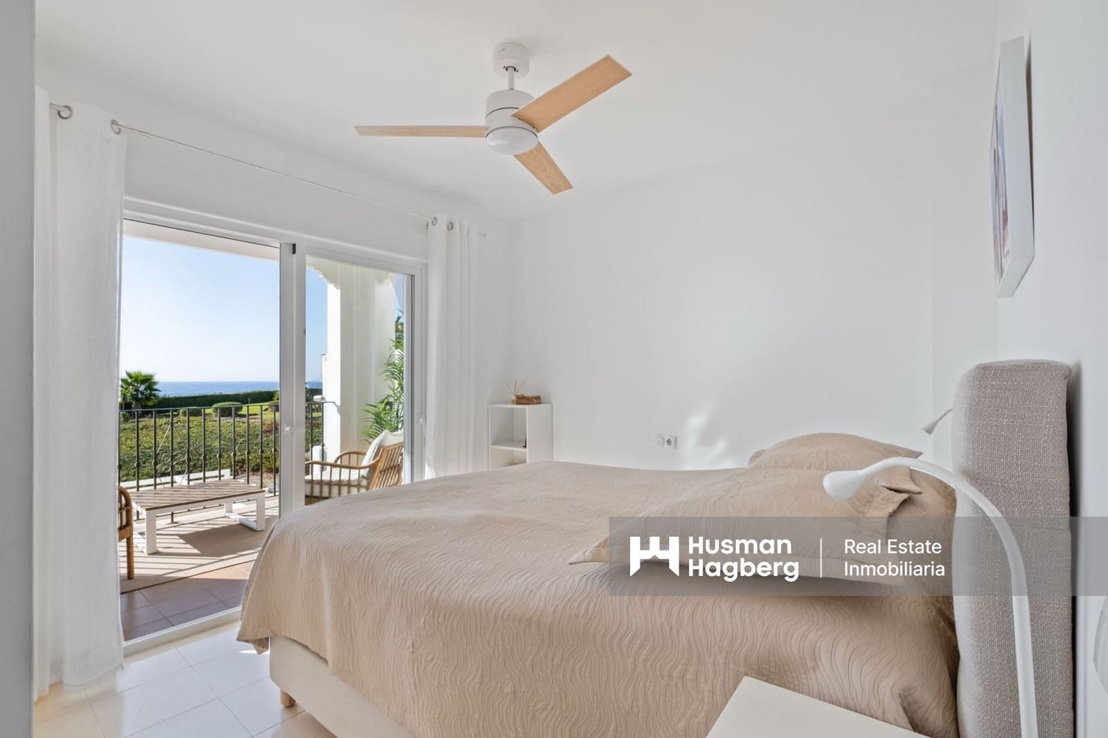 3 makuuhuone Huvila myytävänä paikassa Torrox mukana uima-altaan - 649 000 € (Ref: 9495285)