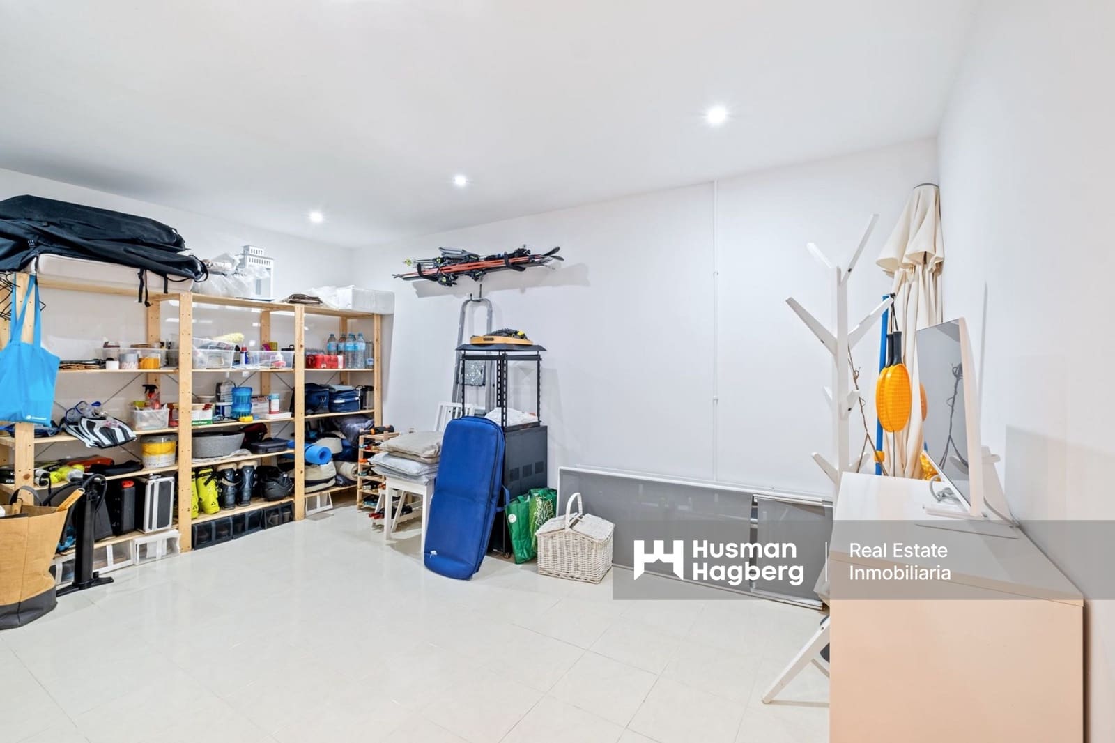 3 makuuhuone Huvila myytävänä paikassa Torrox mukana uima-altaan - 649 000 € (Ref: 9495285)