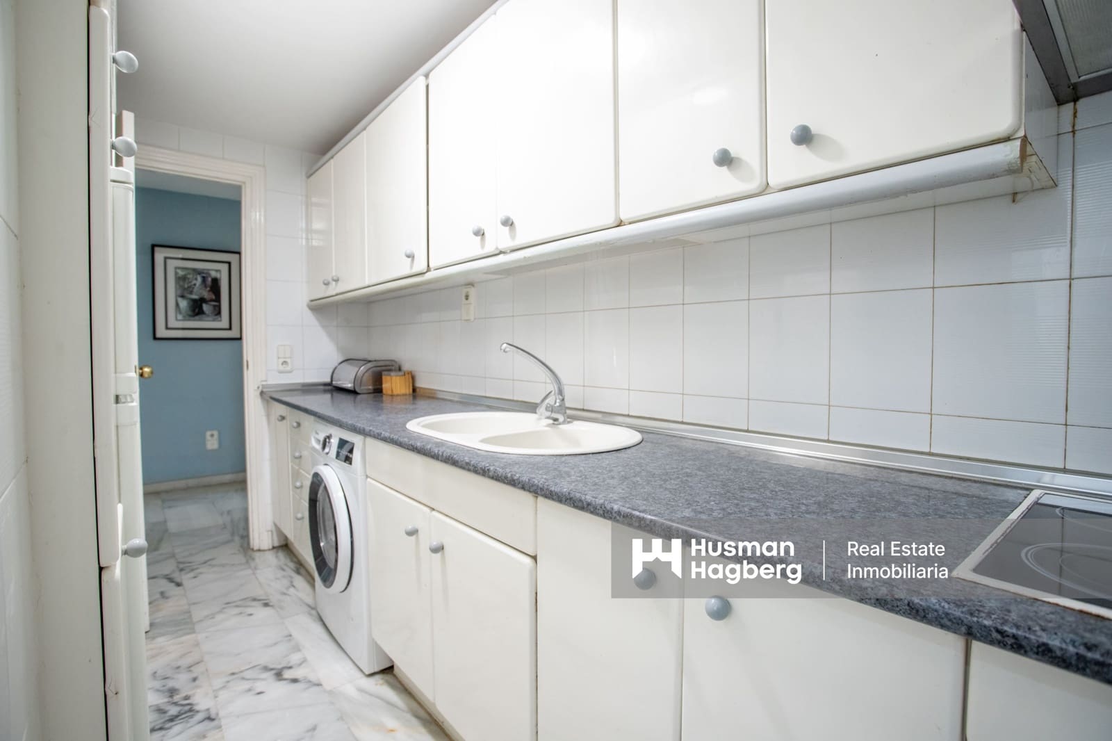 3 bedroom Apartment for sale in Almunecar - € 300,000 (Ref: 9495551)