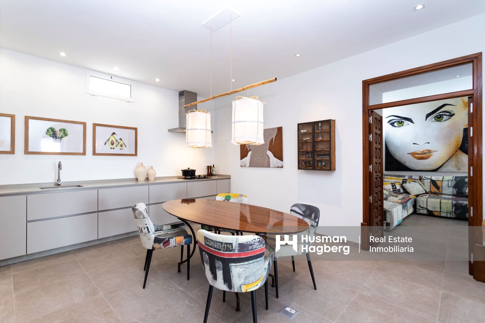 5 bedroom Villa for sale in Almunecar with pool - € 795,000 (Ref: 9503425)