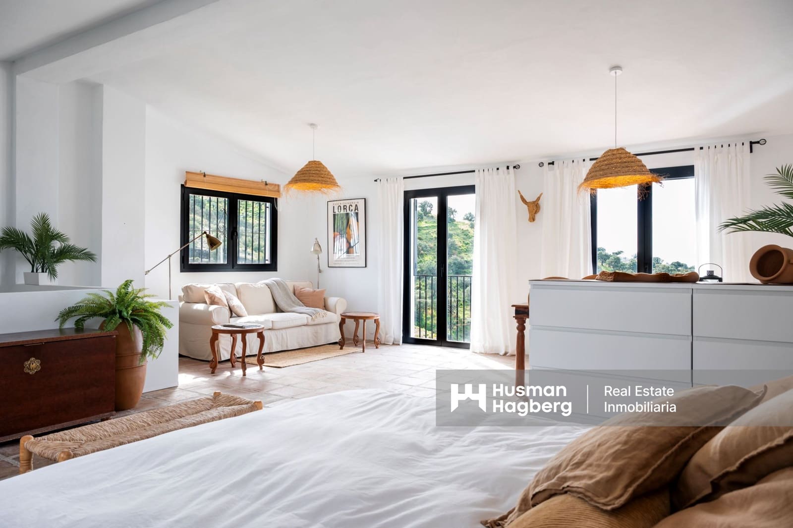 5 bedroom Villa for sale in Almunecar with pool - € 795,000 (Ref: 9503425)