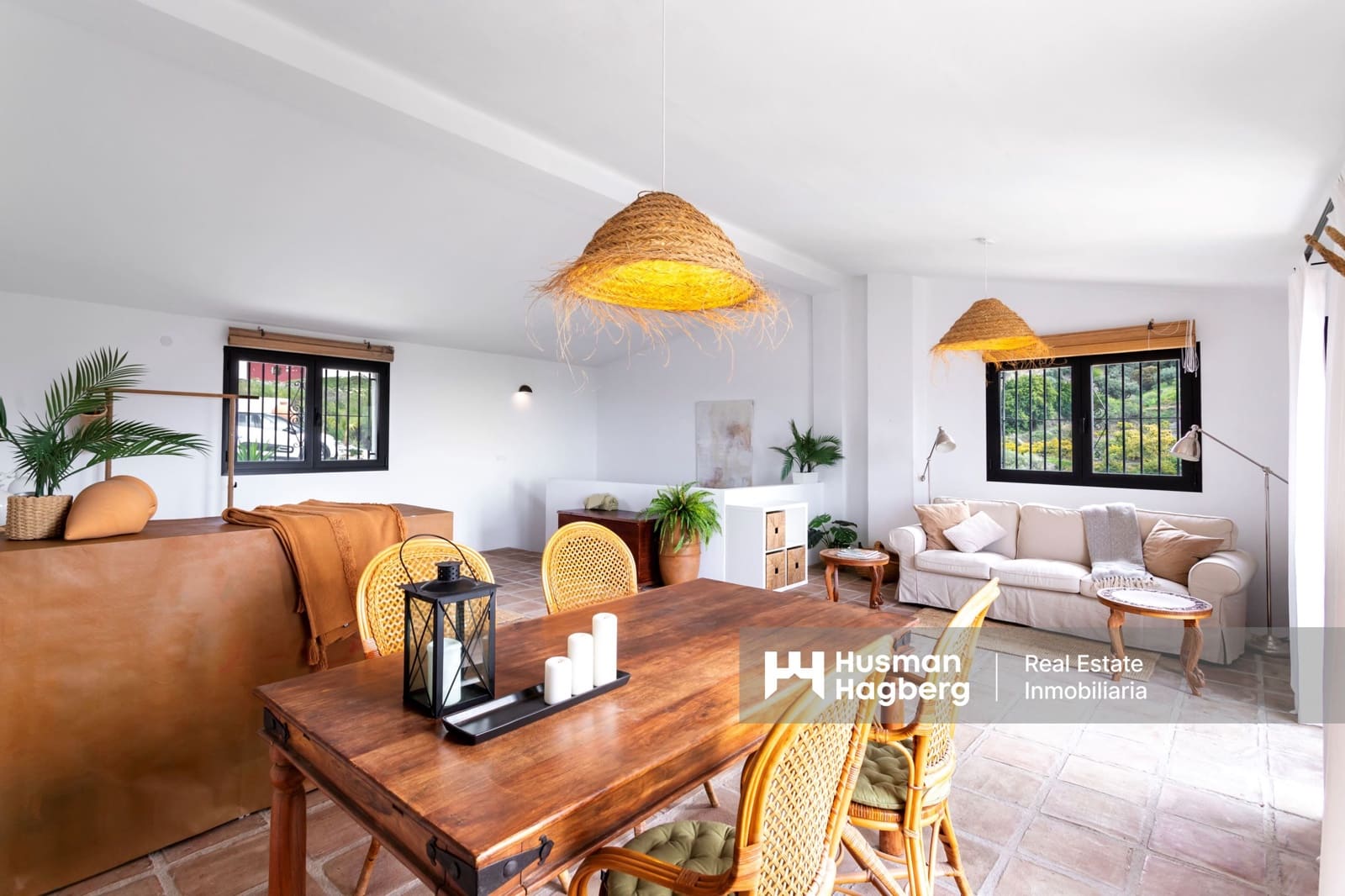 5 bedroom Villa for sale in Almunecar with pool - € 795,000 (Ref: 9503425)