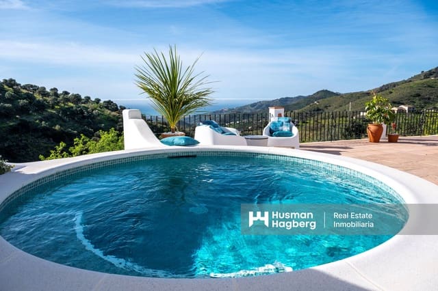 5 sovrum Villa till salu i Almuñécar med pool - 795 000 € (Ref: 9503425)