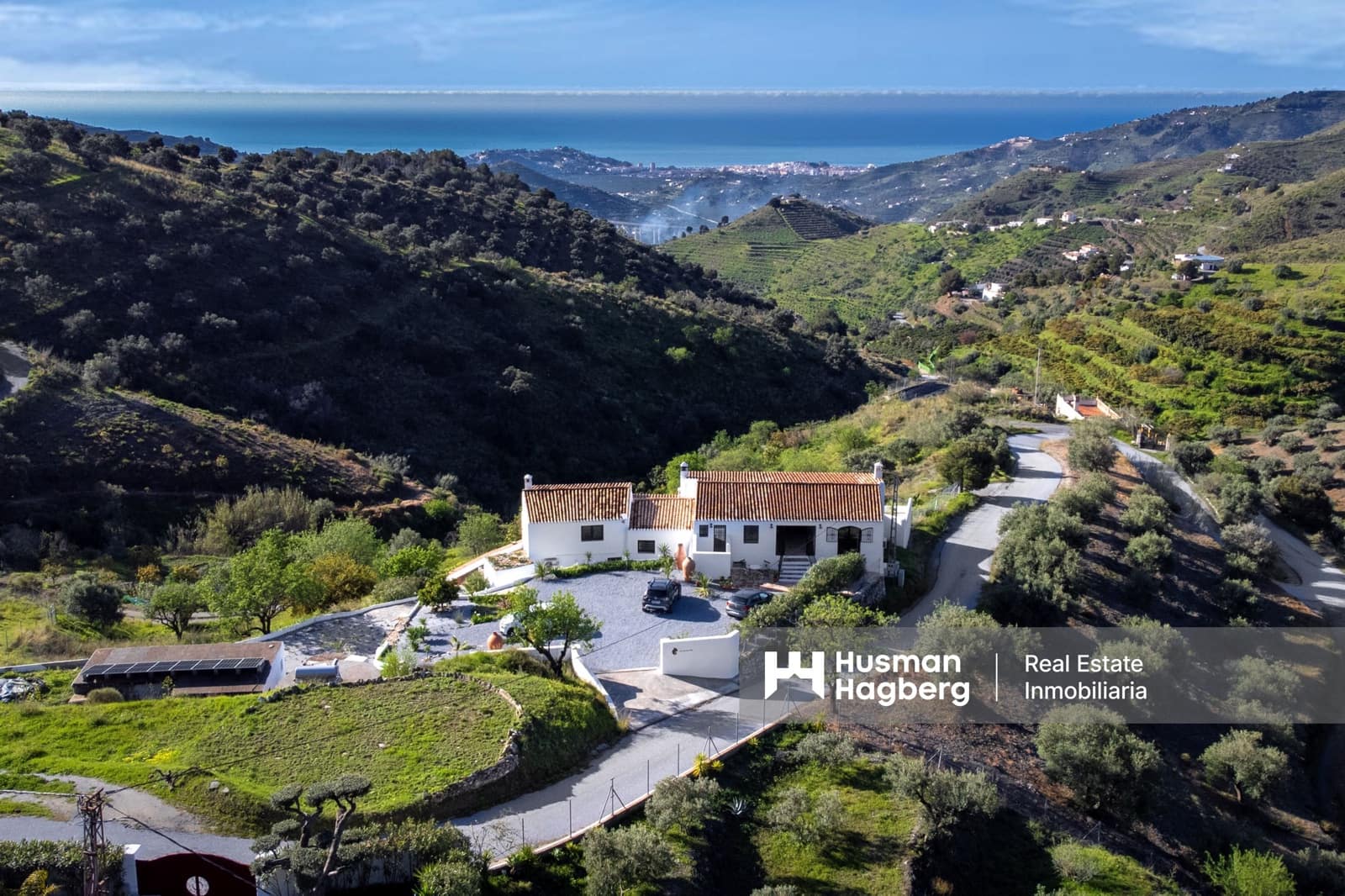 5 bedroom Villa for sale in Almunecar with pool - € 795,000 (Ref: 9503425)