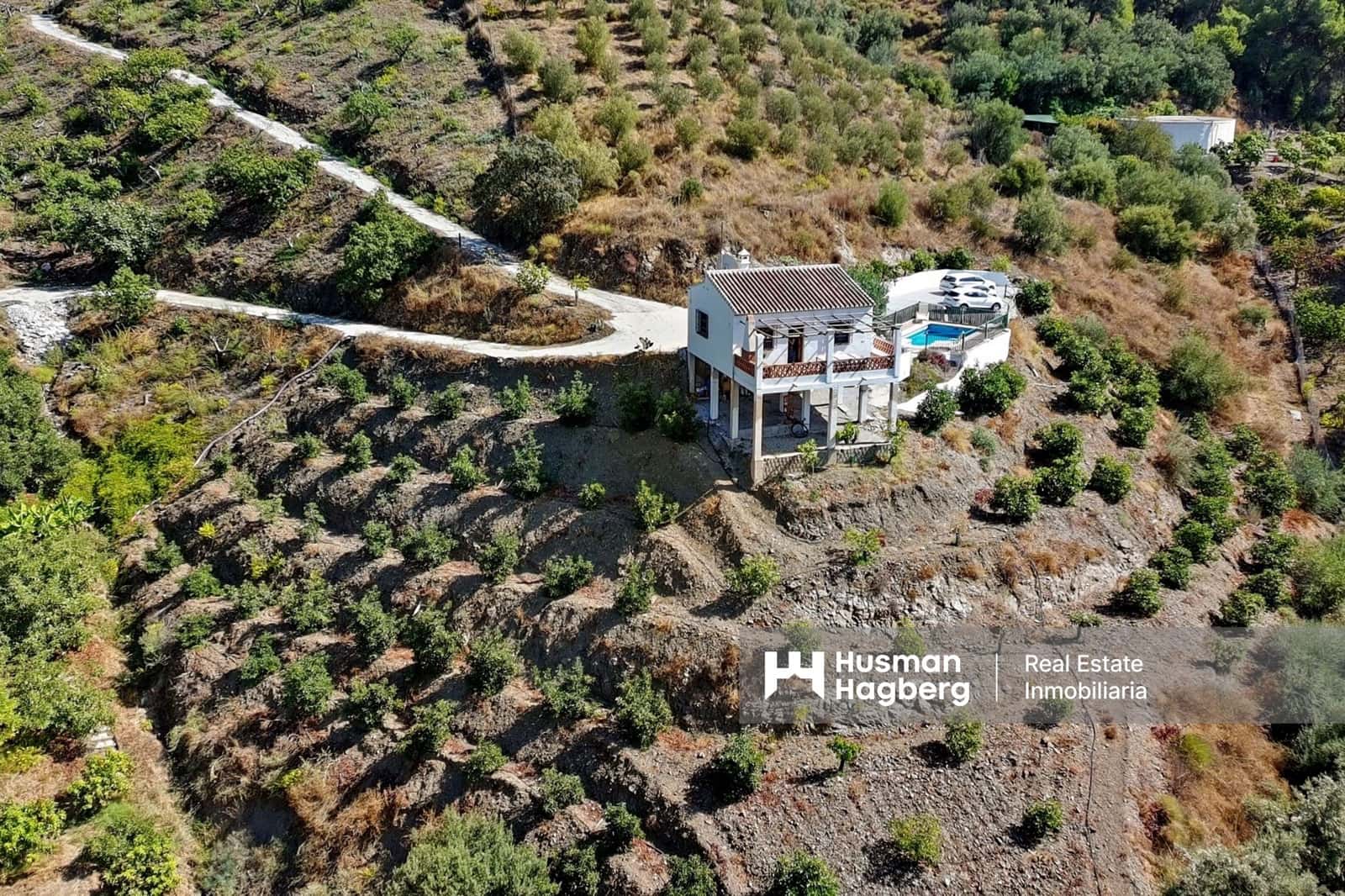 2 bedroom Villa for sale in Frigiliana with pool - € 369,000 (Ref: 9521819)