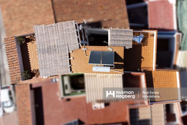 4 bedroom Townhouse for sale in Maro, Nerja - € 745,000 (Ref: 9524824)