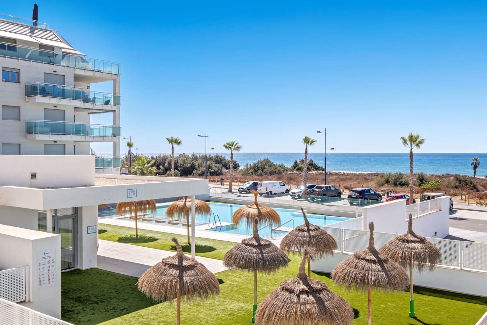 4 slaapkamer Appartement te koop in Torrox met zwembad - € 575.000 (Ref: 9524826)