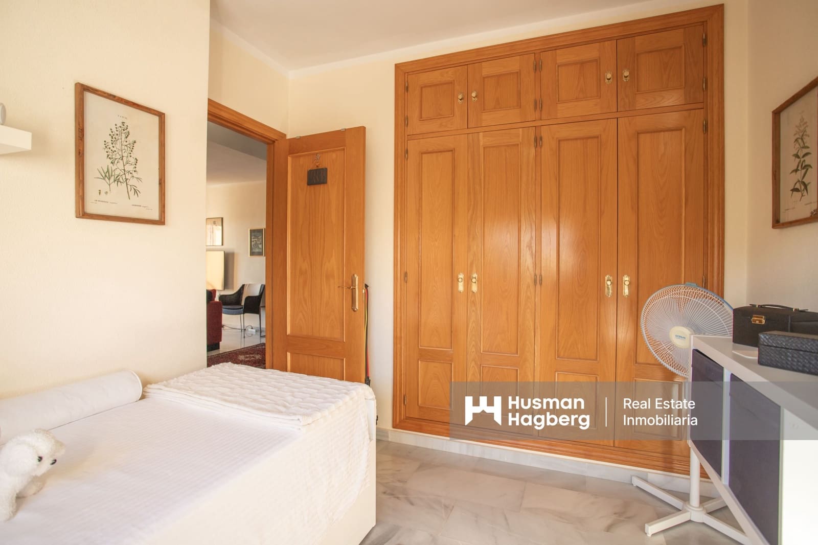 2 sovrum Lägenhet till salu i Caleta de Velez med pool - 289 000 € (Ref: 9532444)