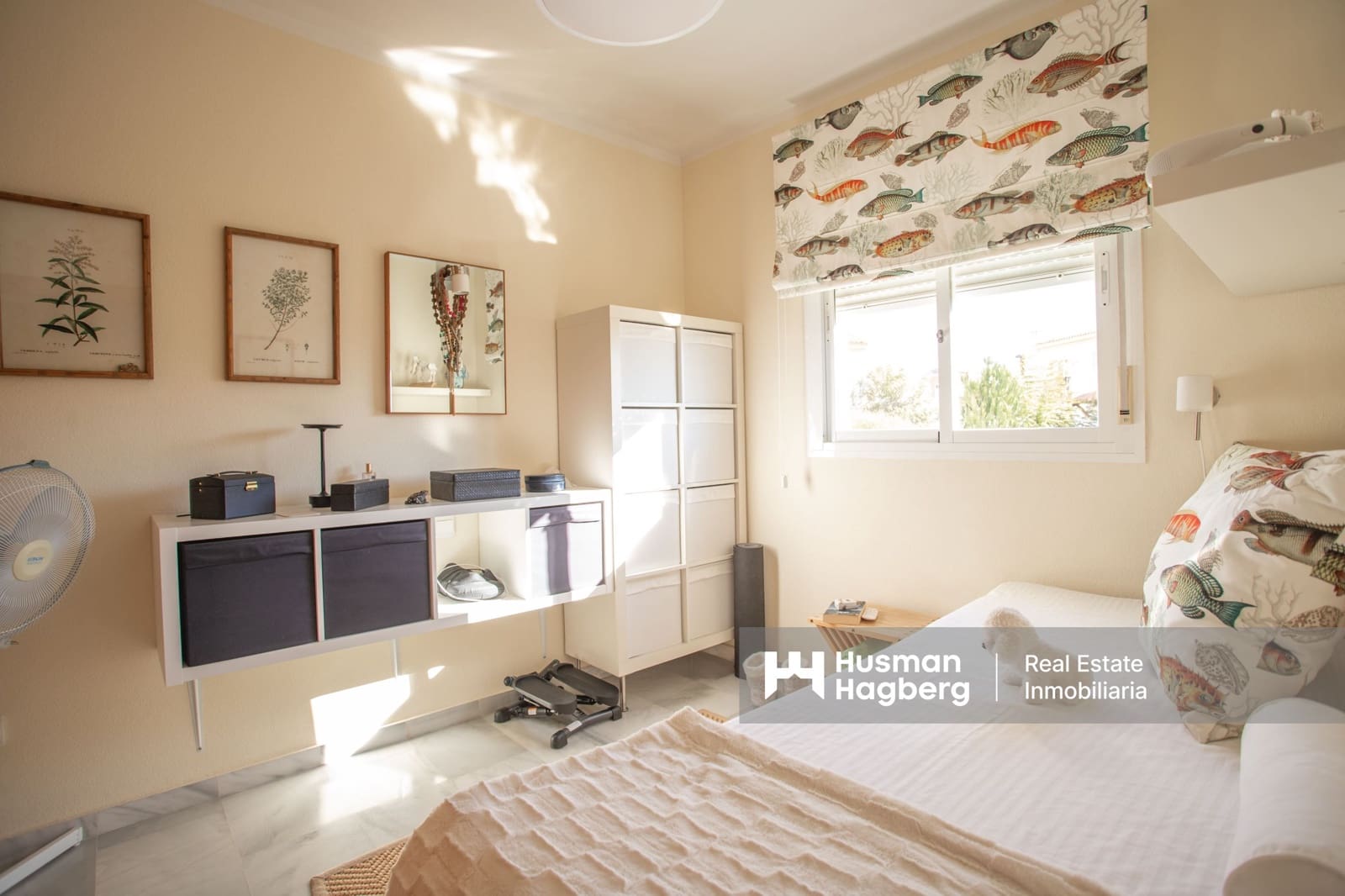 2 sovrum Lägenhet till salu i Caleta de Velez med pool - 289 000 € (Ref: 9532444)