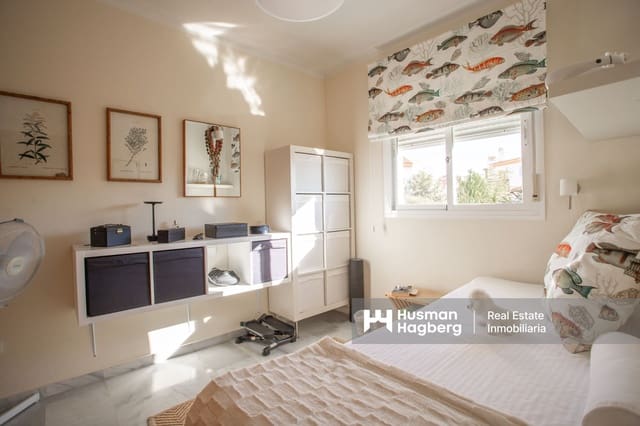 2 sovrum Lägenhet till salu i Caleta de Vélez, Vélez-Málaga med pool - 289 000 € (Ref: 9532444)