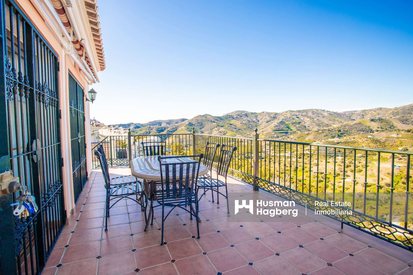 5 slaapkamer Villa te koop in Frigiliana met zwembad - € 850.000 (Ref: 9535142)