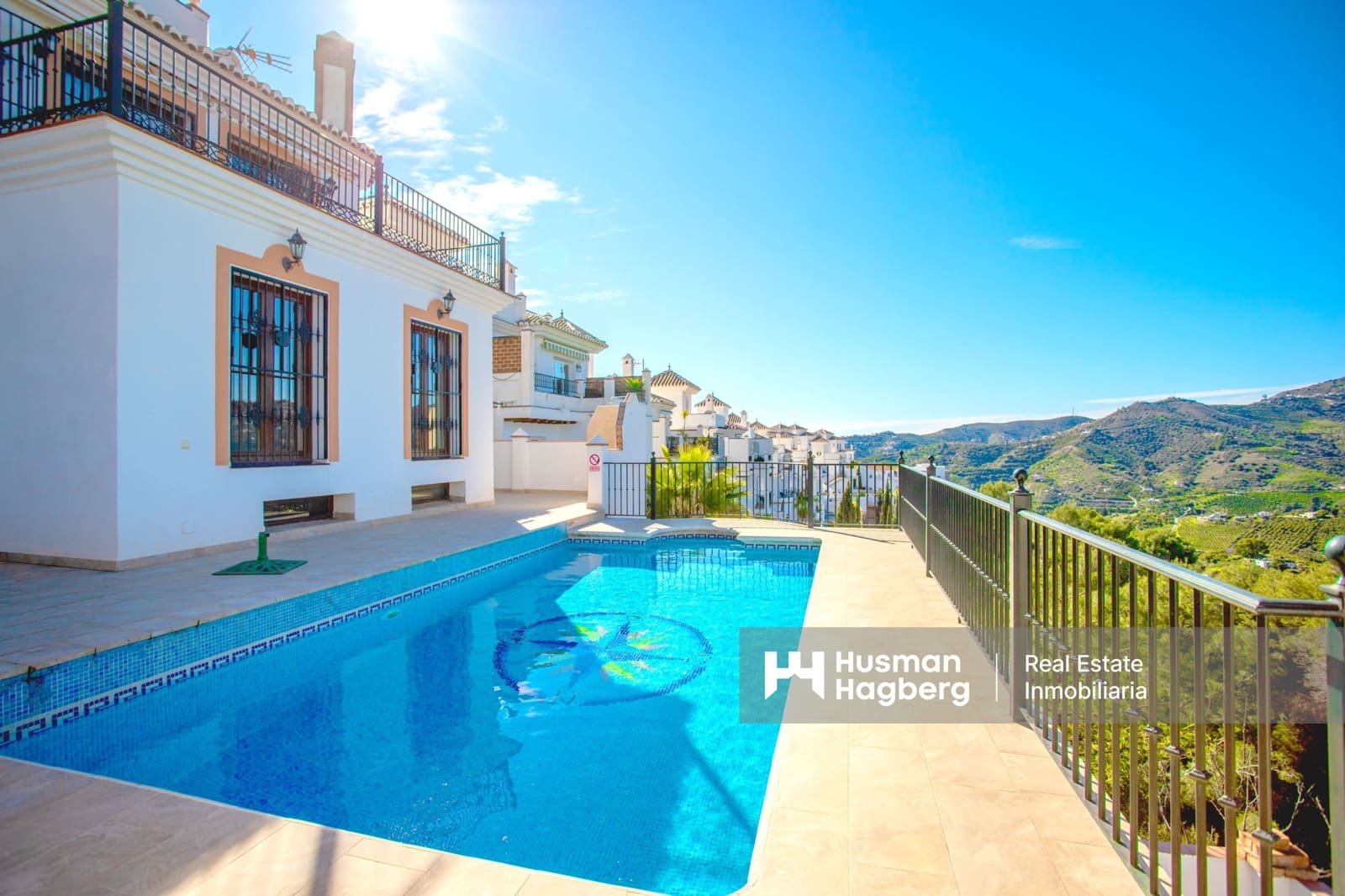 5 slaapkamer Villa te koop in Frigiliana met zwembad - € 850.000 (Ref: 9535142)
