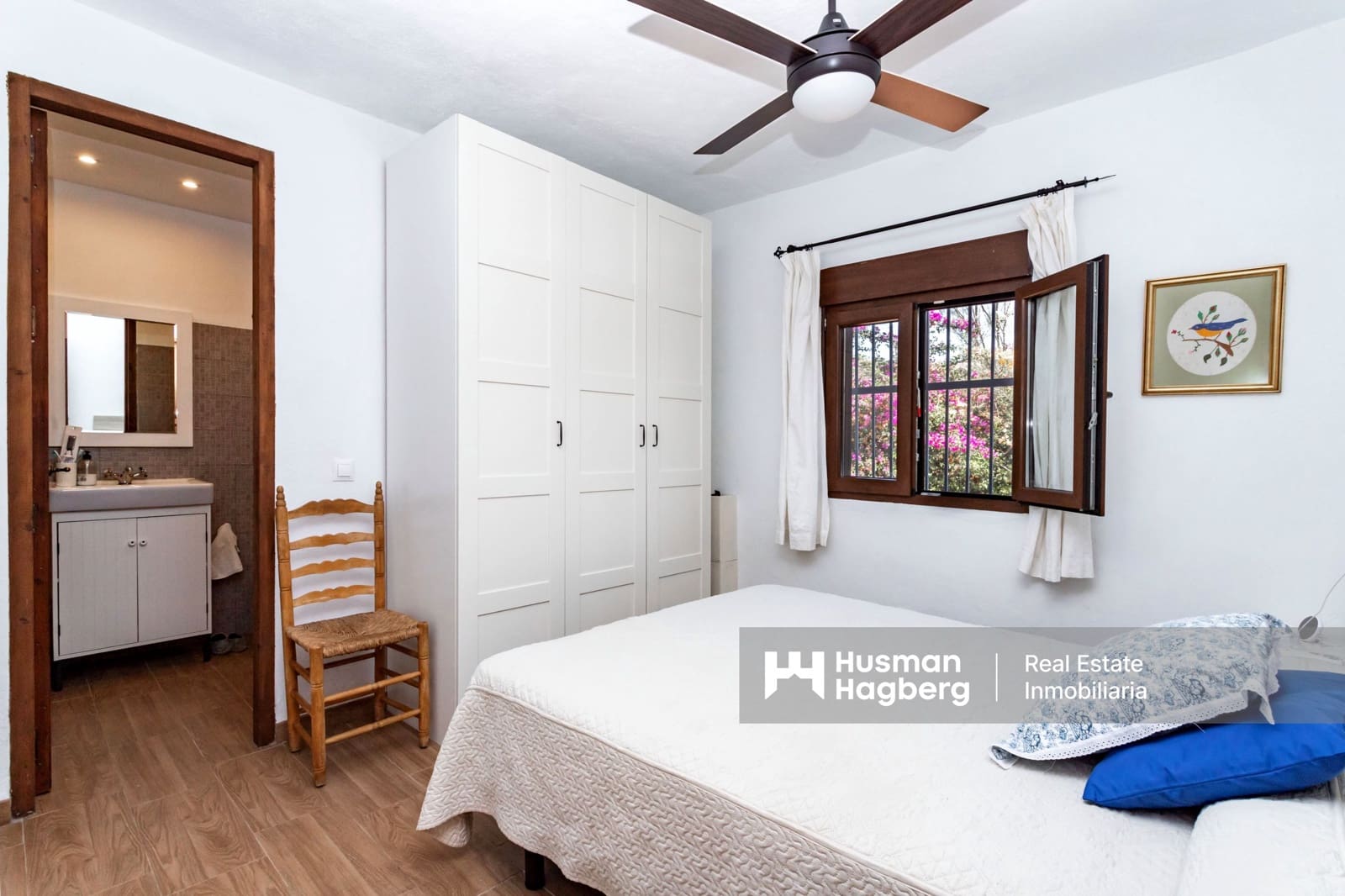 Chalet de 4 habitaciones en Almayate en venta con piscina - 460.000 € (Ref: 9552607)