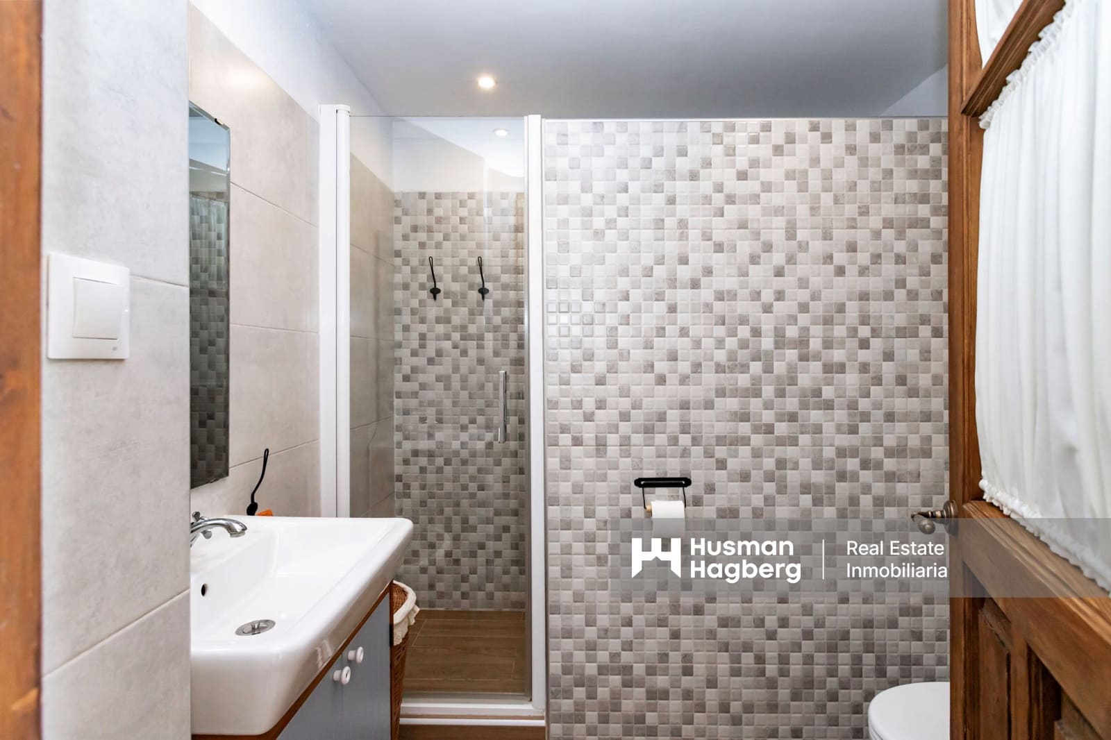 Chalet de 4 habitaciones en Almayate en venta con piscina - 460.000 € (Ref: 9552607)