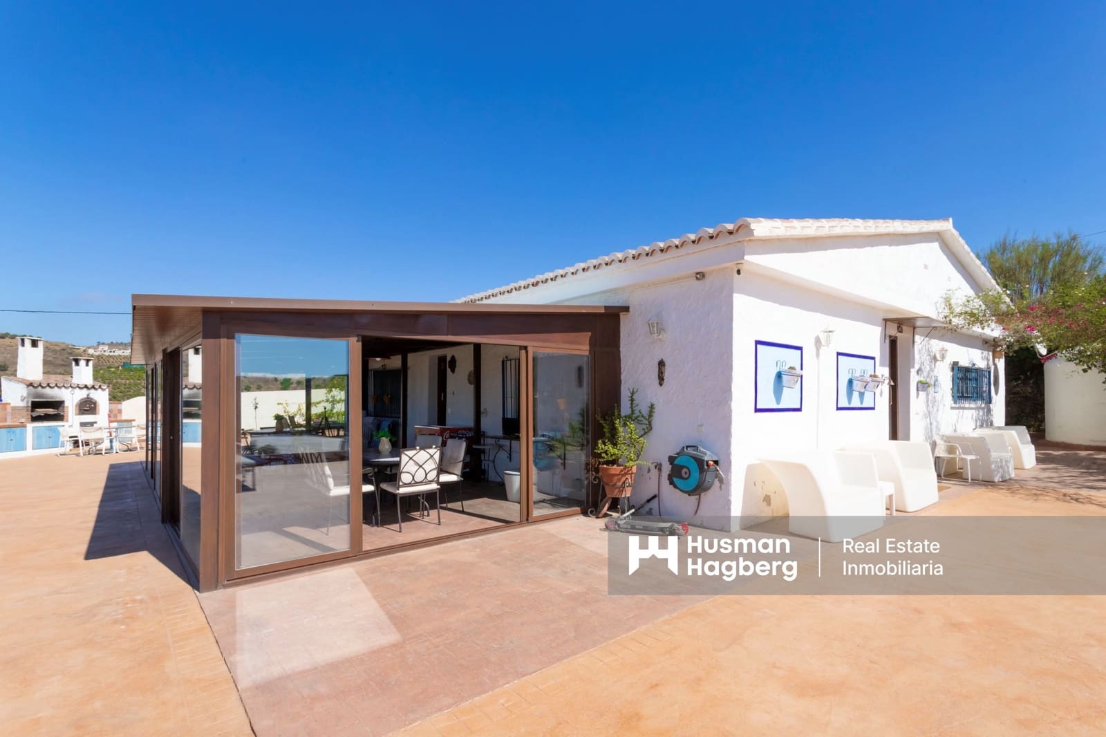 Chalet de 4 habitaciones en Almayate en venta con piscina - 460.000 € (Ref: 9552607)