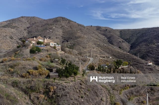 5 bedroom Villa for sale in Almuñécar with pool - € 1,295,000 (Ref: 9562589)