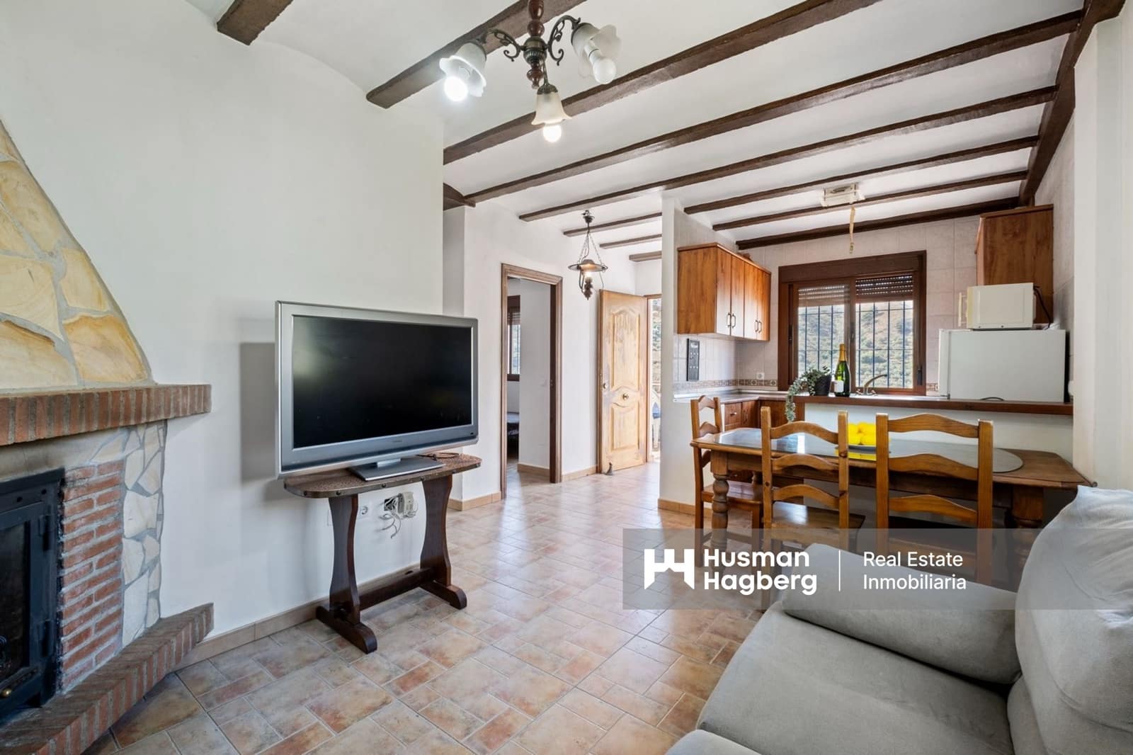 Chalet de 2 habitaciones en Frigiliana en venta con piscina - 369.000 € (Ref: 9606375)