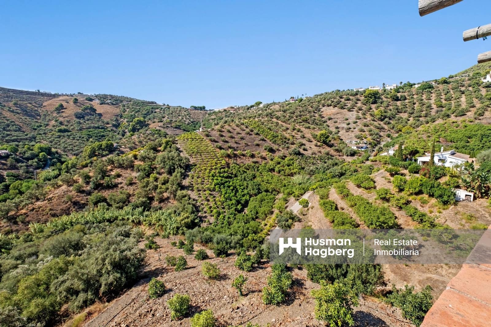 Chalet de 2 habitaciones en Frigiliana en venta con piscina - 369.000 € (Ref: 9606375)