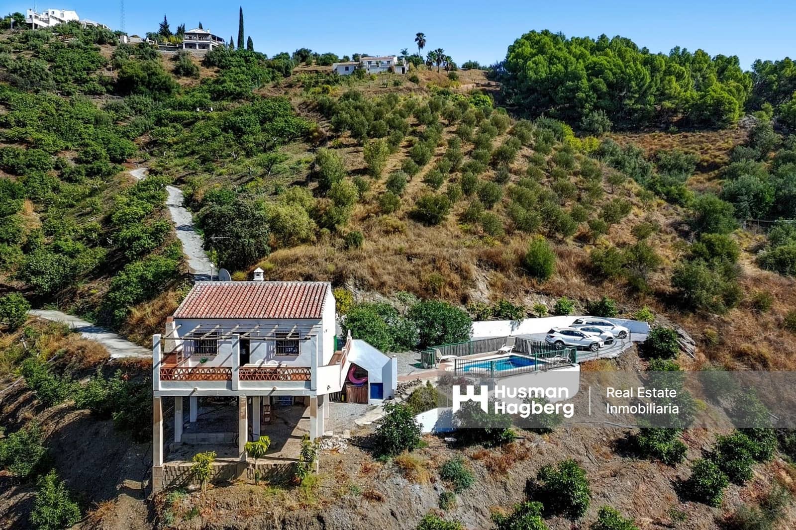 Chalet de 2 habitaciones en Frigiliana en venta con piscina - 369.000 € (Ref: 9606375)