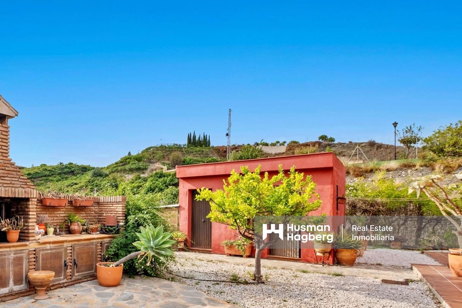 2 soveværelse Villa til salg i Benamocarra med swimmingpool - € 340.000 (Ref: 9606376)