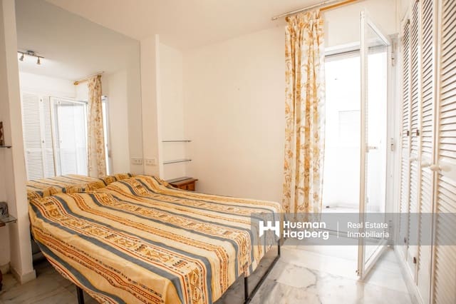 3 bedroom Apartment for sale in Almuñécar - € 300,000 (Ref: 9624059)