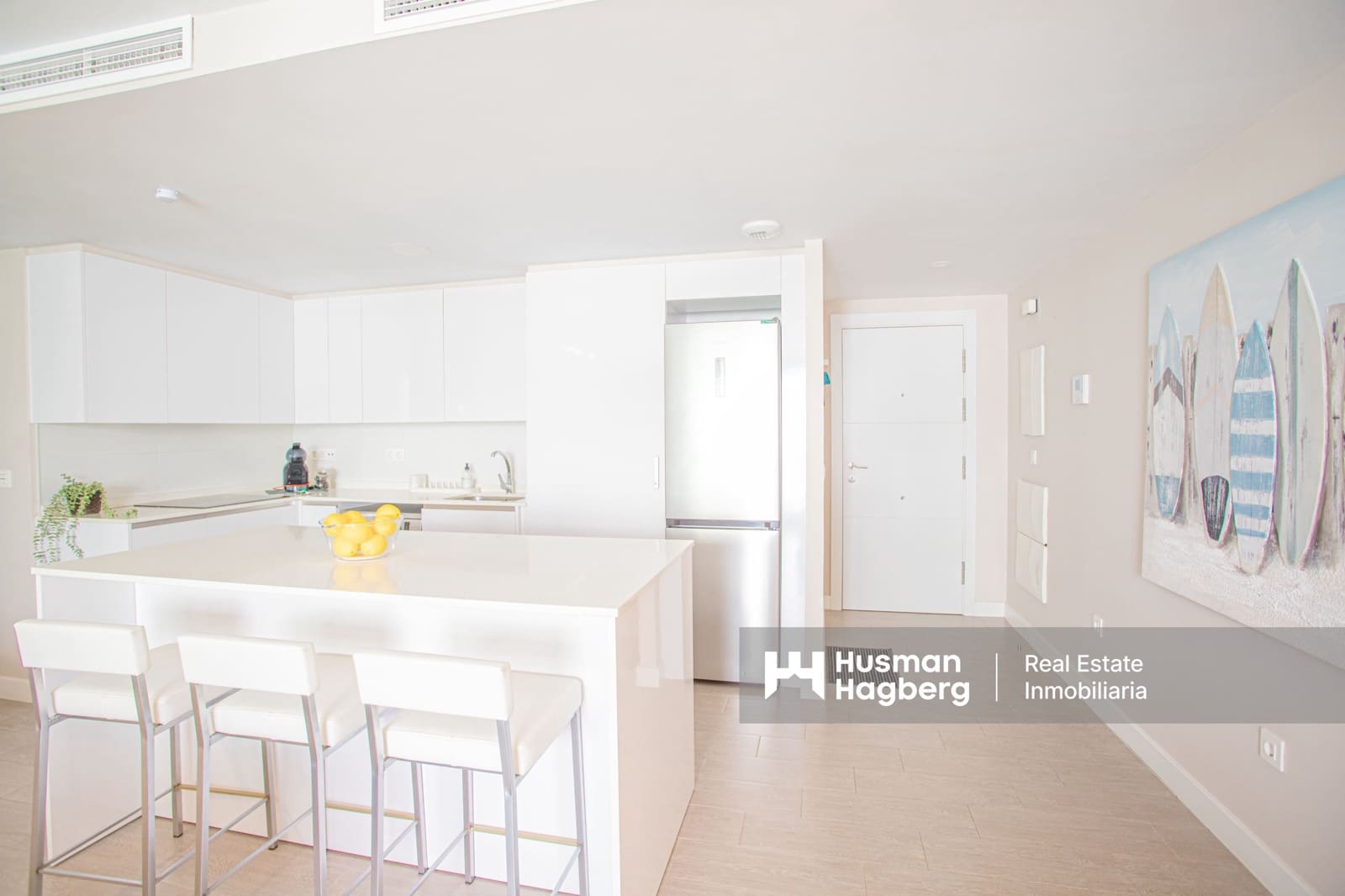 2 bedroom Apartment for sale in Torrox with pool - € 395,000 (Ref: 9652354)