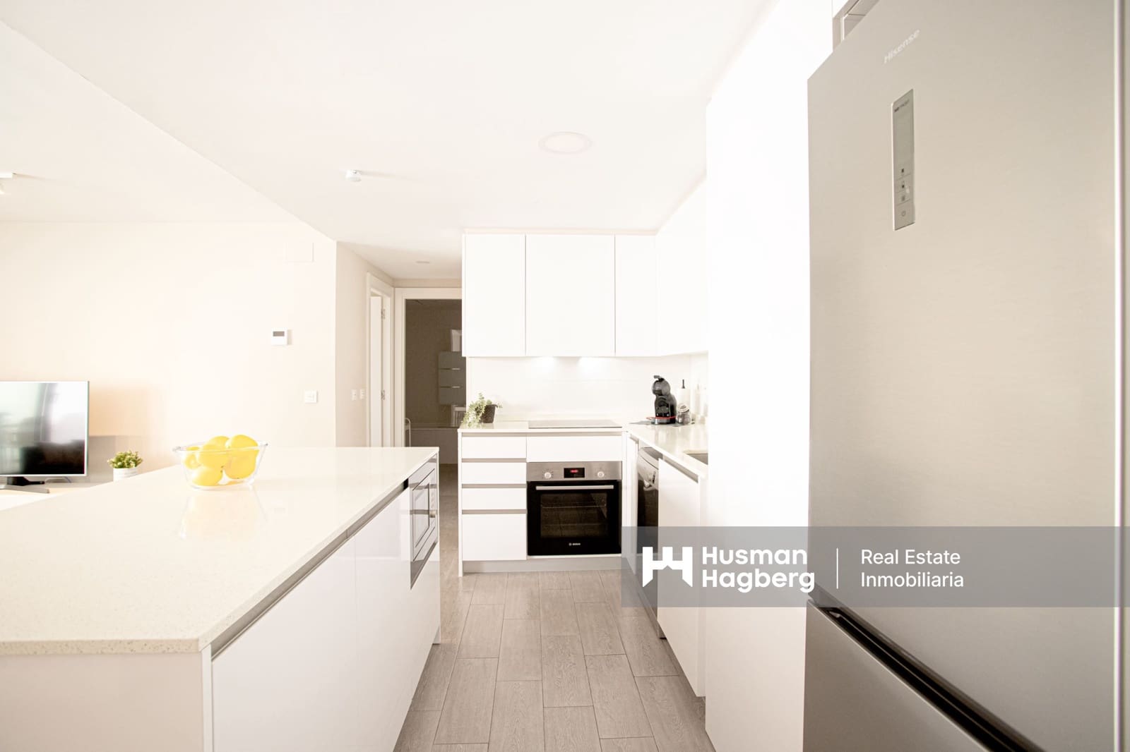 2 bedroom Apartment for sale in Torrox with pool - € 395,000 (Ref: 9652354)