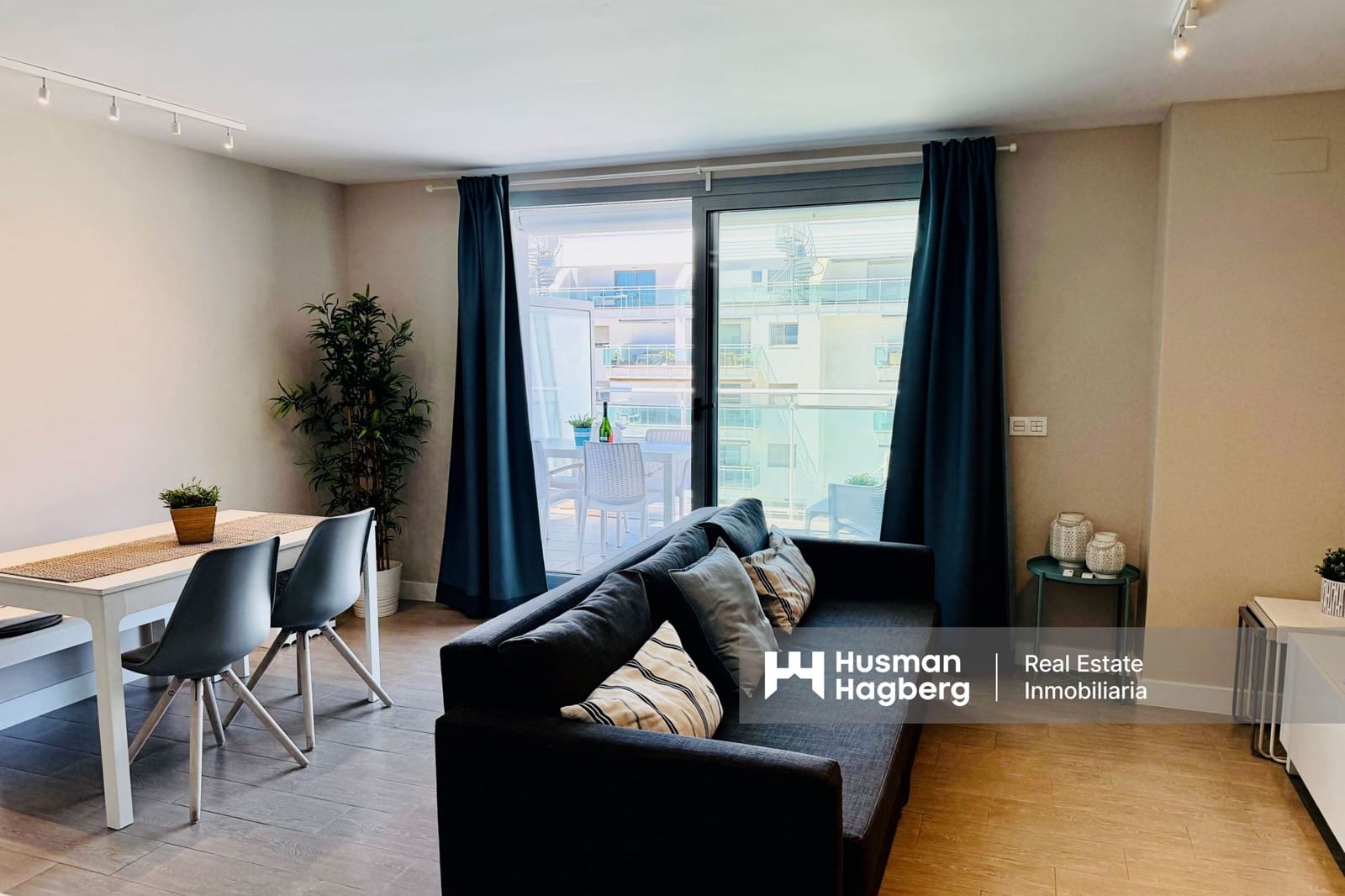 2 sovrum Lägenhet till salu i Torrox med pool - 395 000 € (Ref: 9652354)