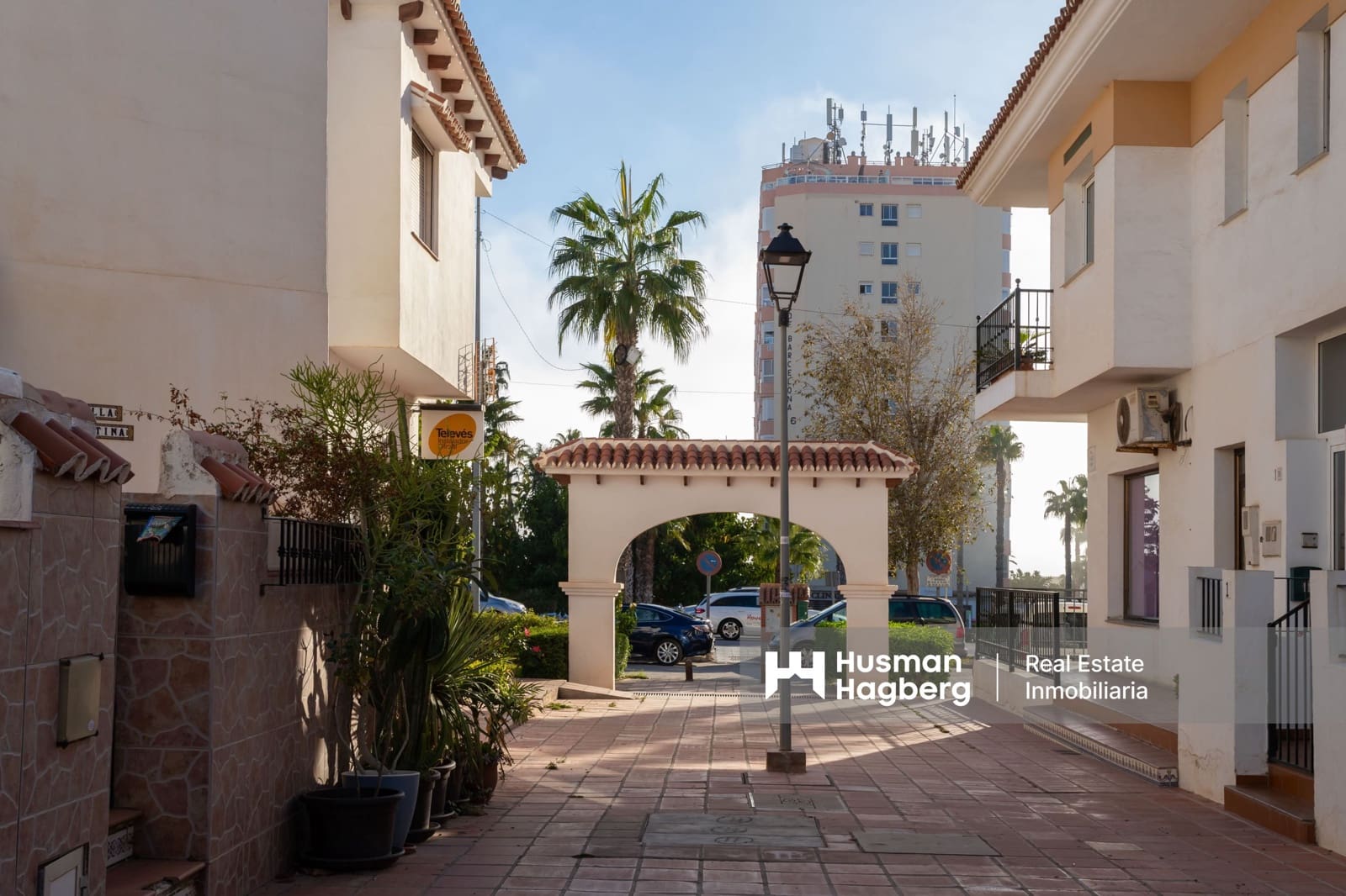 4 slaapkamer Huis te koop in Torrox met zwembad - € 399.000 (Ref: 9653189)