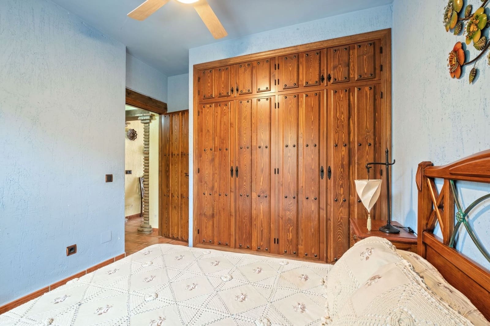 2 chambre Villa/Maison à vendre à Benamocarra avec piscine - 339 999 € (Ref: 9688476)