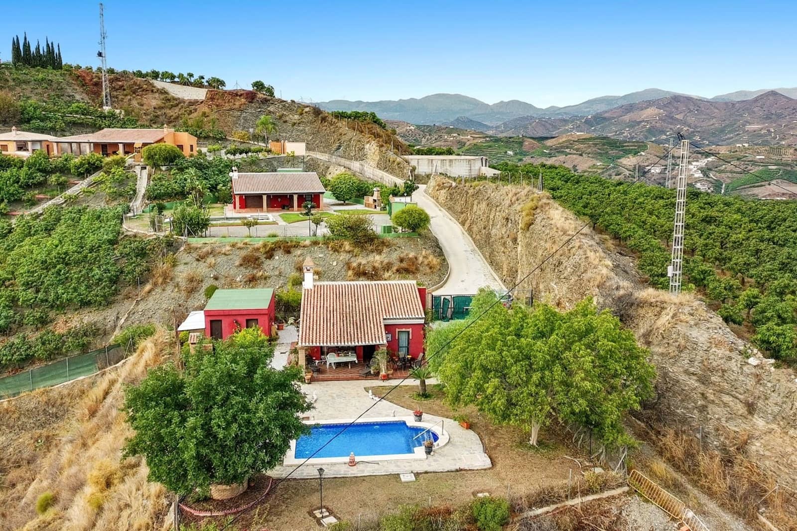 2 chambre Villa/Maison à vendre à Benamocarra avec piscine - 339 999 € (Ref: 9688476)