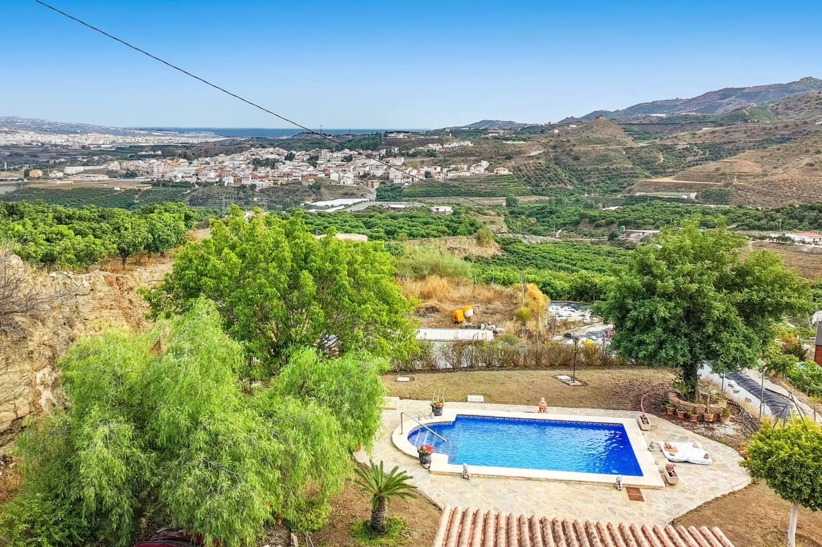 2 chambre Villa/Maison à vendre à Benamocarra avec piscine - 339 999 € (Ref: 9688476)