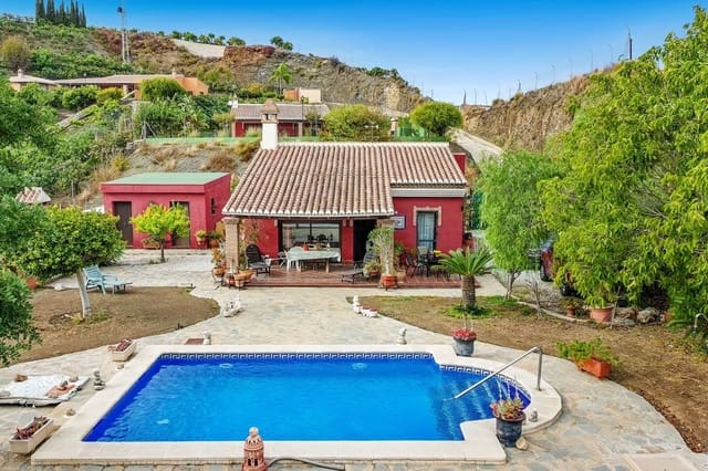 2 chambre Villa/Maison à vendre à Benamocarra avec piscine - 339 999 € (Ref: 9688476)