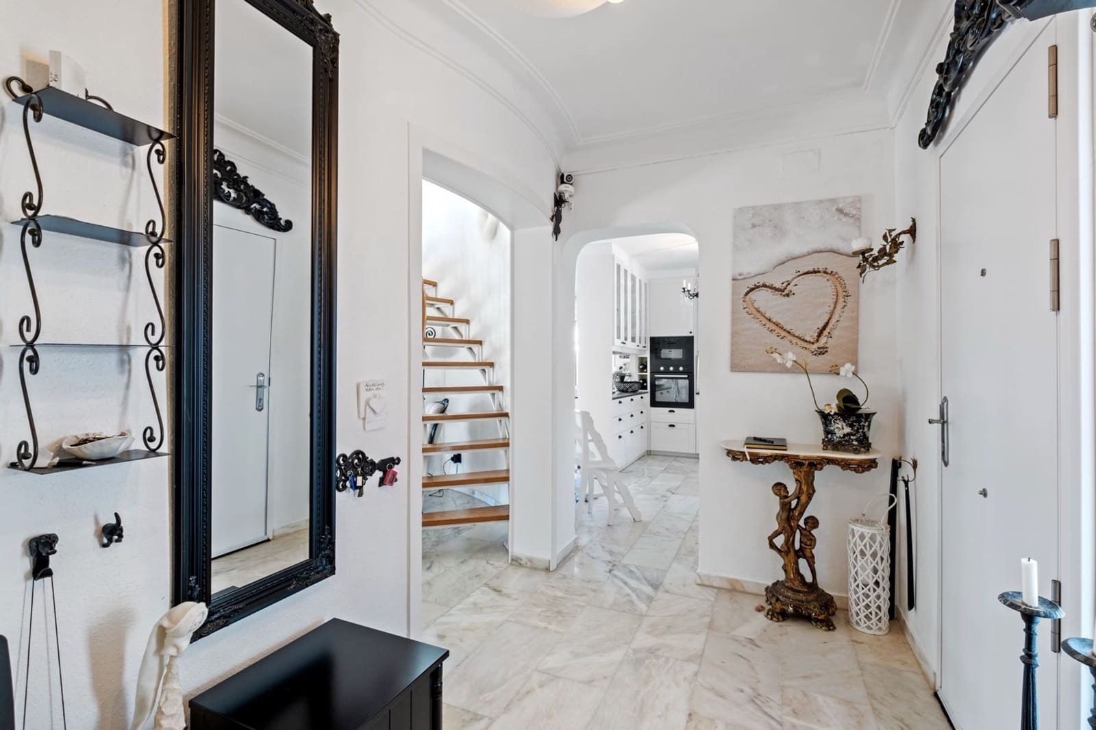 5 chambre Villa/Maison à vendre à Torrox avec piscine - 1 400 000 € (Ref: 9720460)