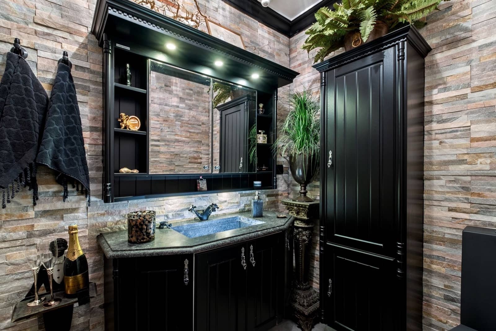 5 chambre Villa/Maison à vendre à Torrox avec piscine - 1 400 000 € (Ref: 9720460)