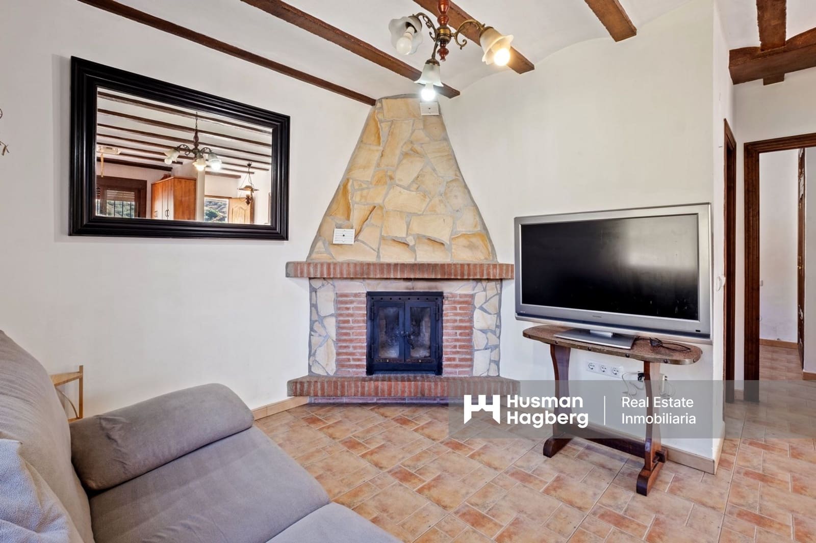 2 bedroom Villa for sale in Frigiliana with pool - € 309,000 (Ref: 9730684)