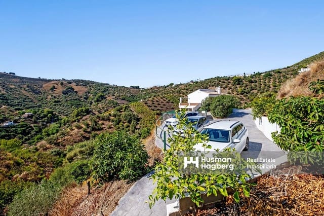 Chalet de 2 habitaciones en Frigiliana en venta con piscina - 309.000 € (Ref: 9730684)