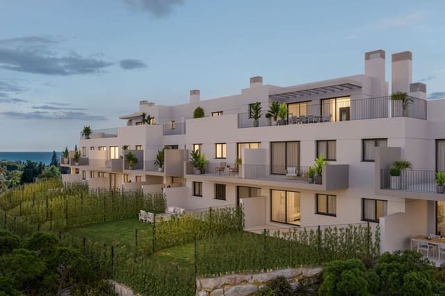 2 bedroom Apartment for sale in Vélez-Málaga with pool - € 257,000 (Ref: 9765270)