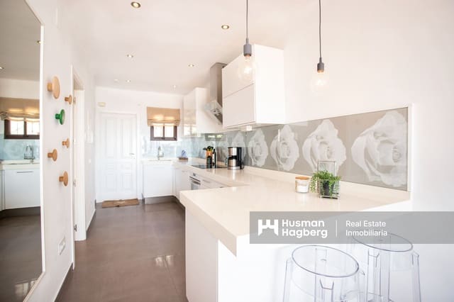 2 slaapkamer Huis te koop in Capistrano, Nerja met zwembad - € 449.000 (Ref: 9784298)