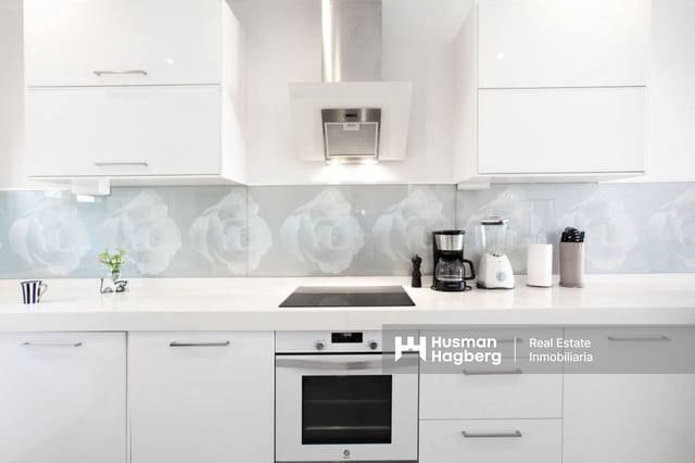 2 slaapkamer Huis te koop in Capistrano, Nerja met zwembad - € 449.000 (Ref: 9784298)