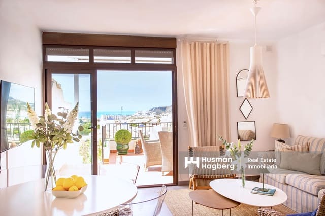 Casa de 2 habitaciones en Capistrano, Nerja en venta con piscina - 449.000 € (Ref: 9784298)