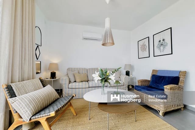 Casa de 2 habitaciones en Capistrano, Nerja en venta con piscina - 449.000 € (Ref: 9784298)