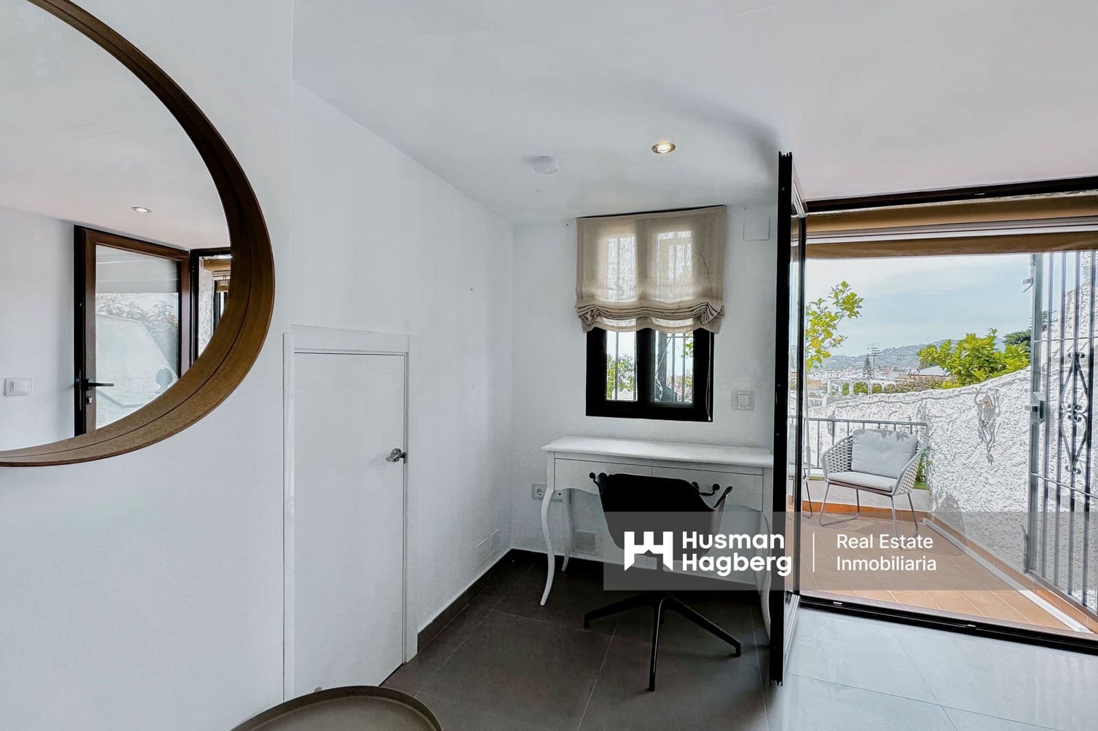 2 slaapkamer Huis te koop in Nerja met zwembad - € 449.000 (Ref: 9784298)