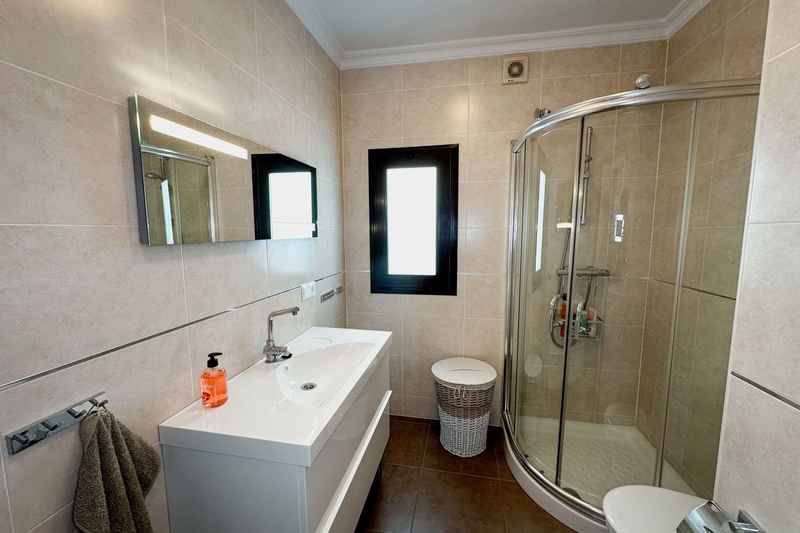 4 bedroom Townhouse for sale in Nerja with pool - € 525,000 (Ref: 9841727)