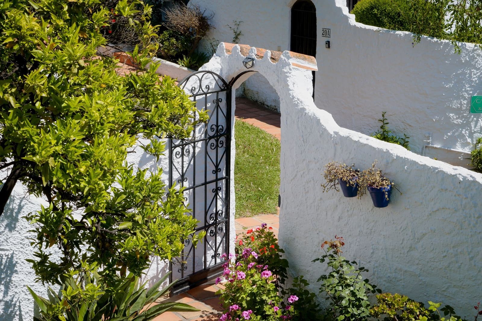 4 bedroom Townhouse for sale in Nerja with pool - € 525,000 (Ref: 9841727)