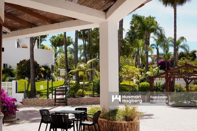 6 makuuhuone Huoneisto myytävänä paikassa Burriana, Nerja mukana uima-altaan - 1 485 000 € (Ref: 9872275)