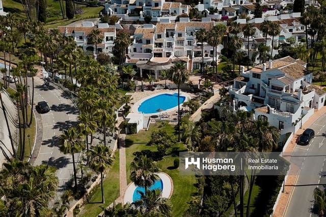 6 makuuhuone Huoneisto myytävänä paikassa Burriana, Nerja mukana uima-altaan - 1 485 000 € (Ref: 9872275)