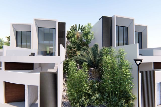 3 soverom Hus til salgs i El Peñoncillo, Torrox med svømmebasseng - € 650 000 (Ref: 9882605)